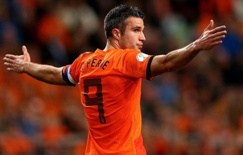 联赛预测-温网季后赛对决在即！武汉三镇演练定位球，阿森纳密集防守应对