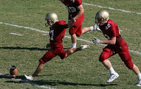 足球投注-明日亚洲杯前瞻：樊振东伤情更新，广东男篮冲击连败纪录
